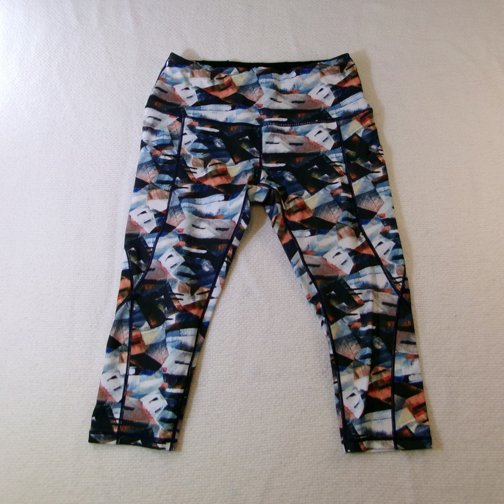 Ododos Womens High Waisted Abstract Print Cropped Leggings with Pockets Size L
